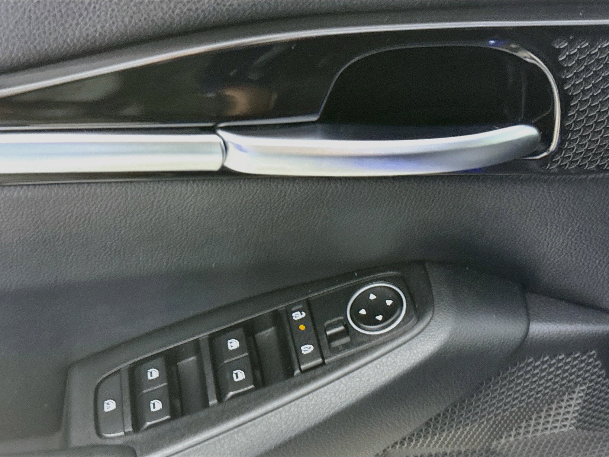 Used 2024 Kia Seltos S FWD image 21