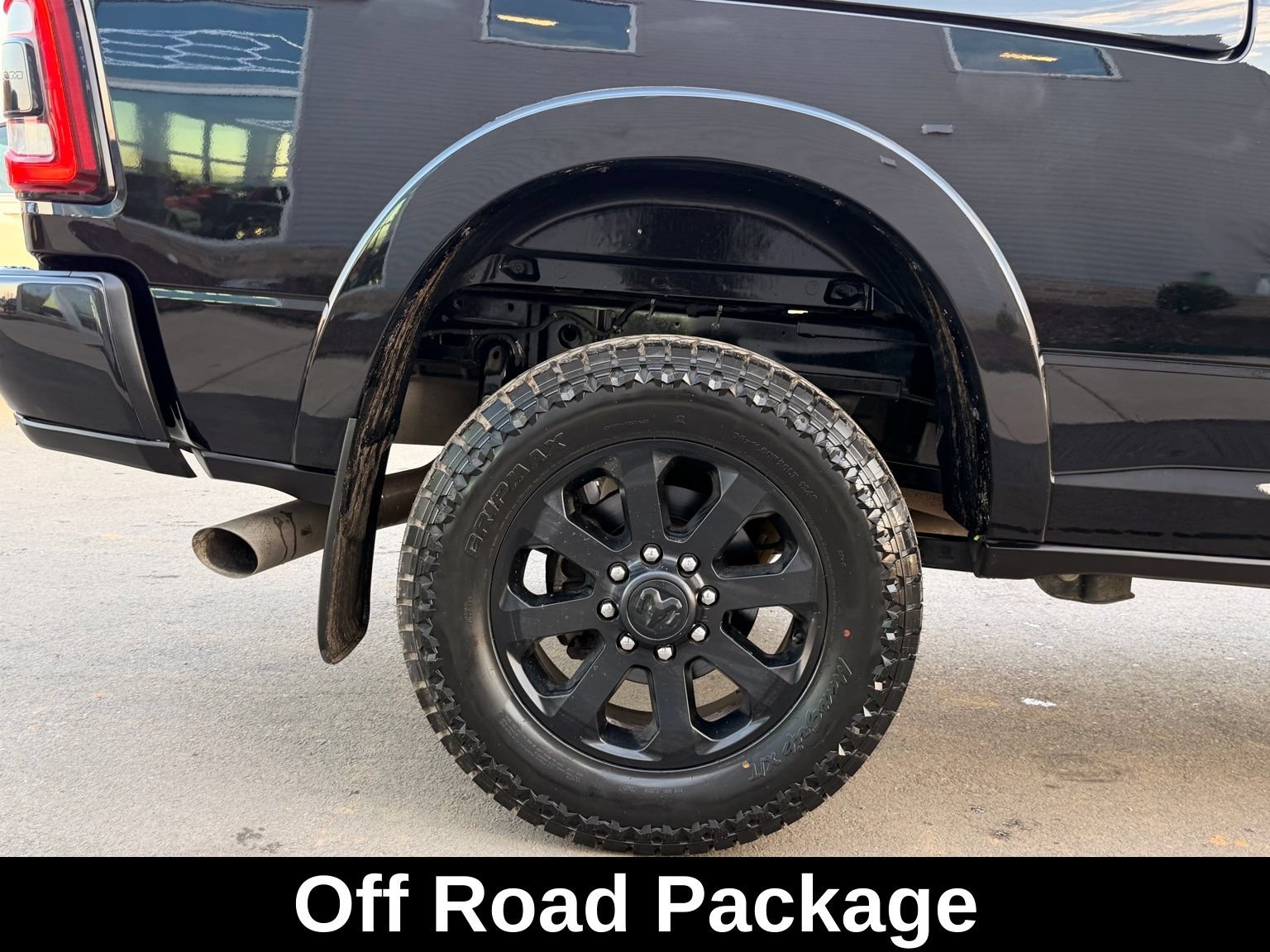 Used 2020 RAM 2500 Laramie AWD/4WD image 9