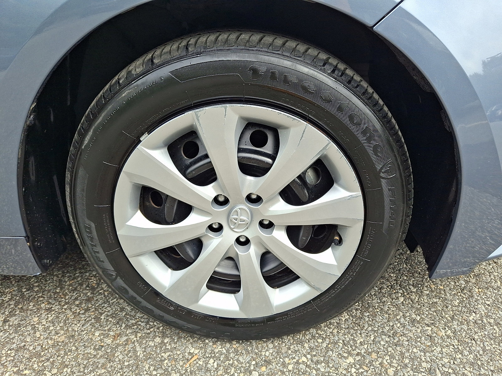 Used 2023 Toyota Corolla LE FWD image 9