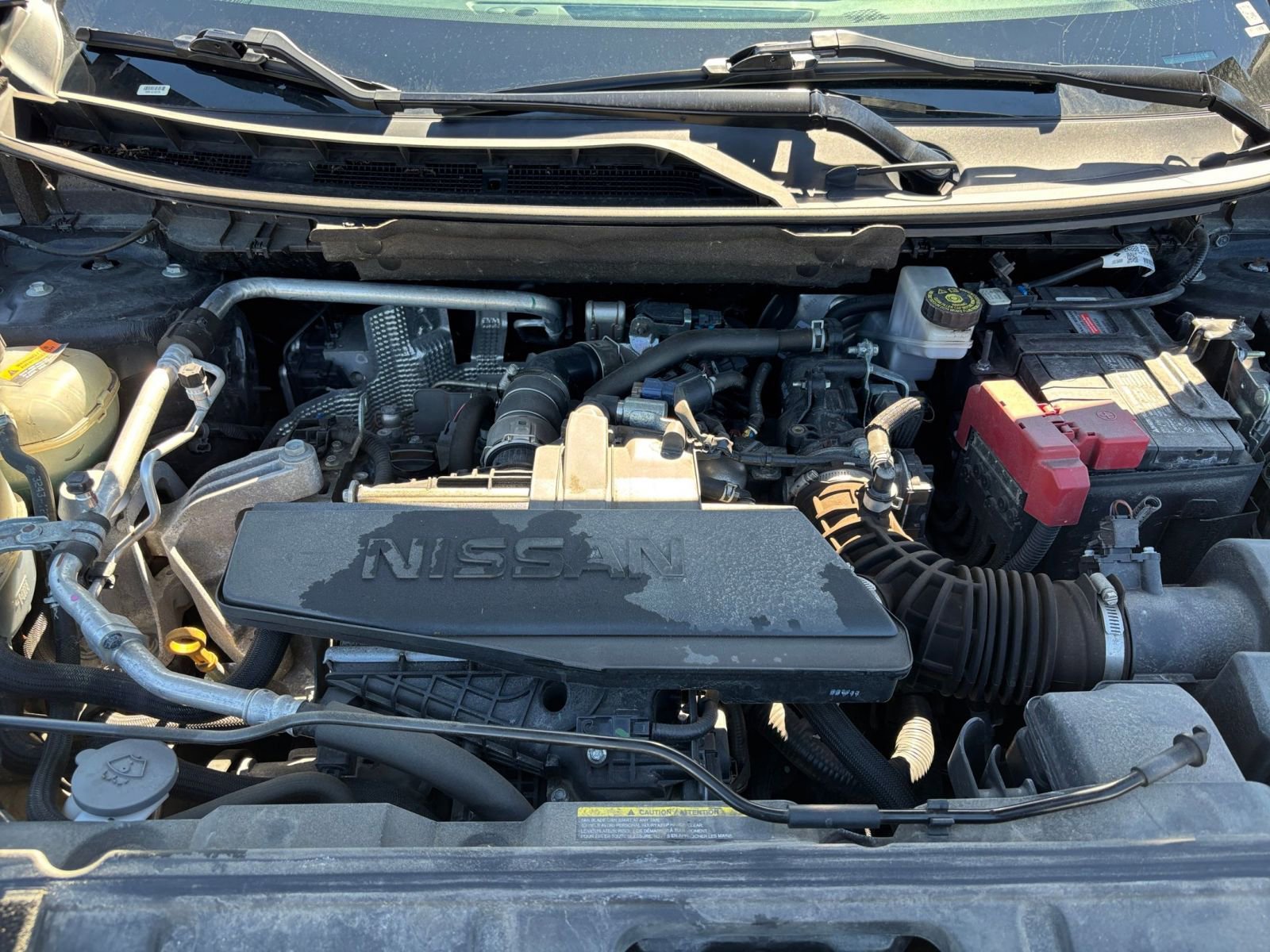 Used 2024 Nissan Rogue S AWD/4WD image 31