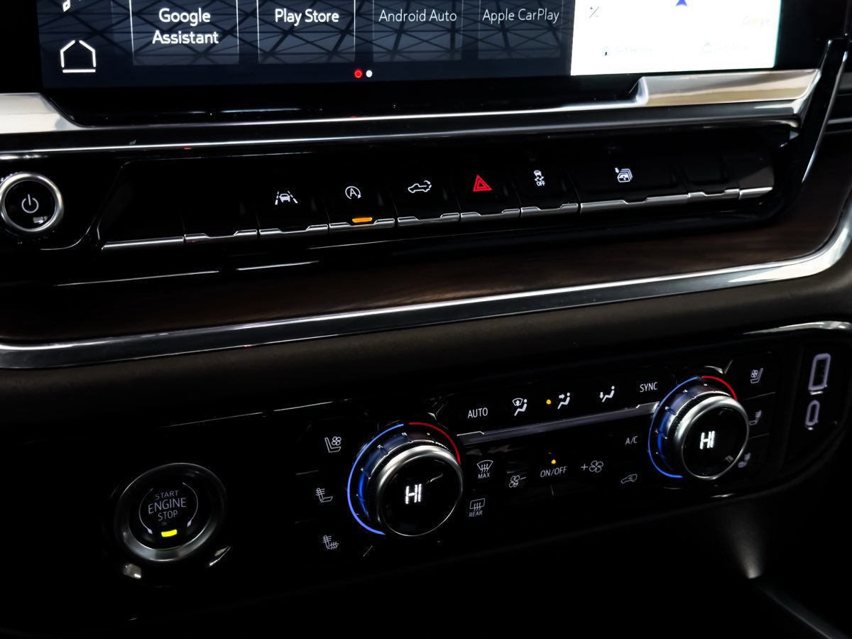 Used 2024 GMC Sierra 1500 SLT w/ SLT Convenience Package image 51