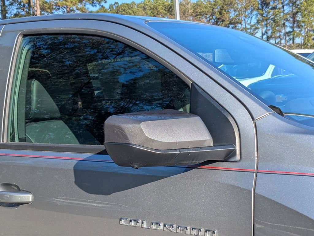 New 2025 Chevrolet Colorado LT w/ LT Convenience Package AWD/4WD image 13