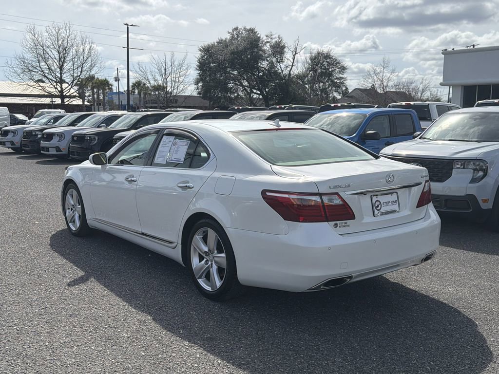 Used 2010 Lexus LS 460 image 7