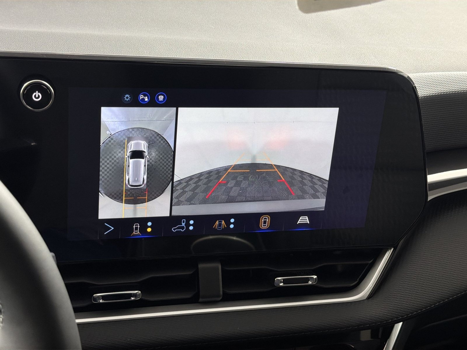 New 2027 Chevrolet Equinox LT w/ Safety and Technology Package AWD/4WD image 19