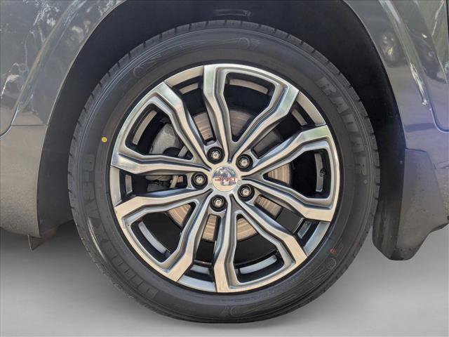 Used 2019 GMC Terrain Denali w/ Advanced Safety Package AWD/4WD image 26