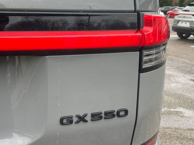Certified 2025 Lexus GX 550 w/ Accessory Package (Z1) image 31