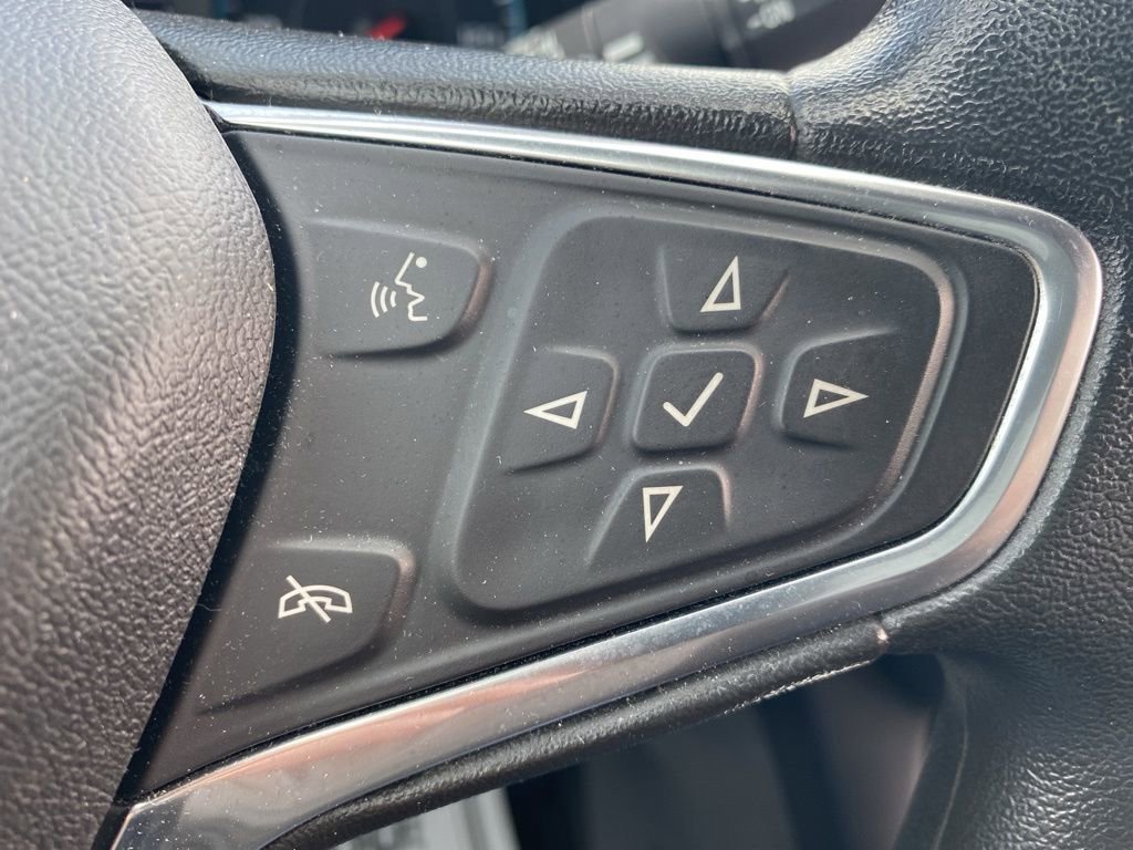 Used 2018 Chevrolet Equinox LT image 28