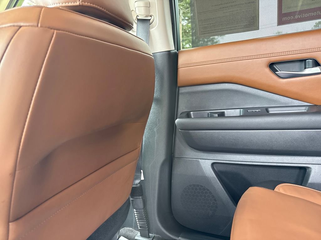 Used 2022 Nissan Pathfinder Platinum w/ Cargo Package FWD image 42