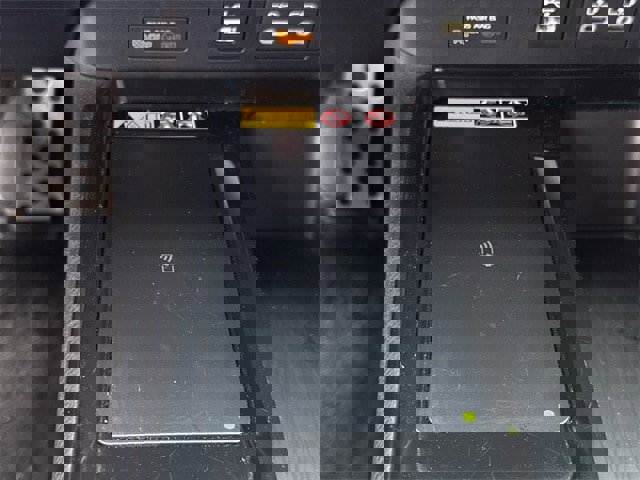 Used 2025 Toyota Camry SE image 22