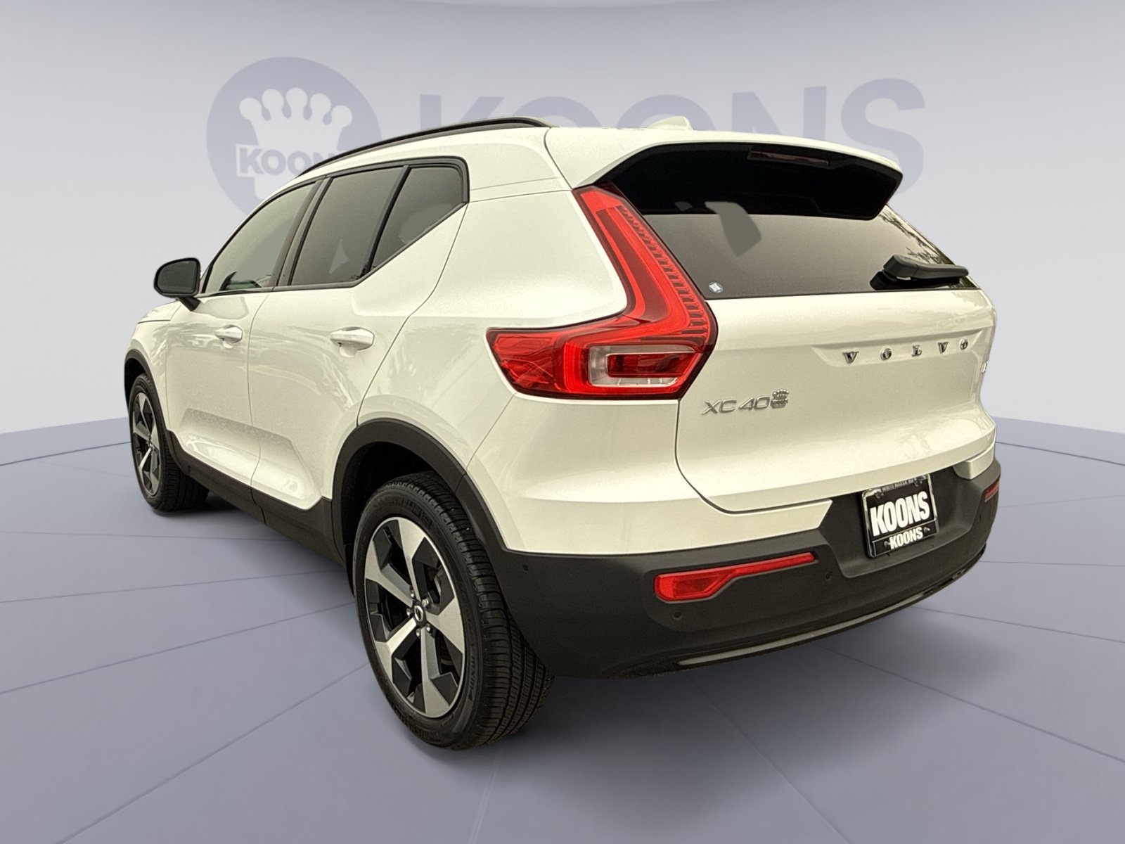 New 2026 Volvo XC40 B5 Plus w/ Protection Package Premier AWD/4WD image 14