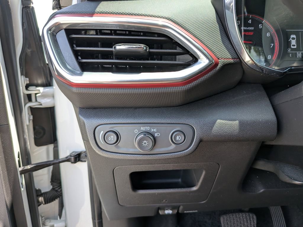 Used 2023 Chevrolet TrailBlazer RS AWD/4WD image 89