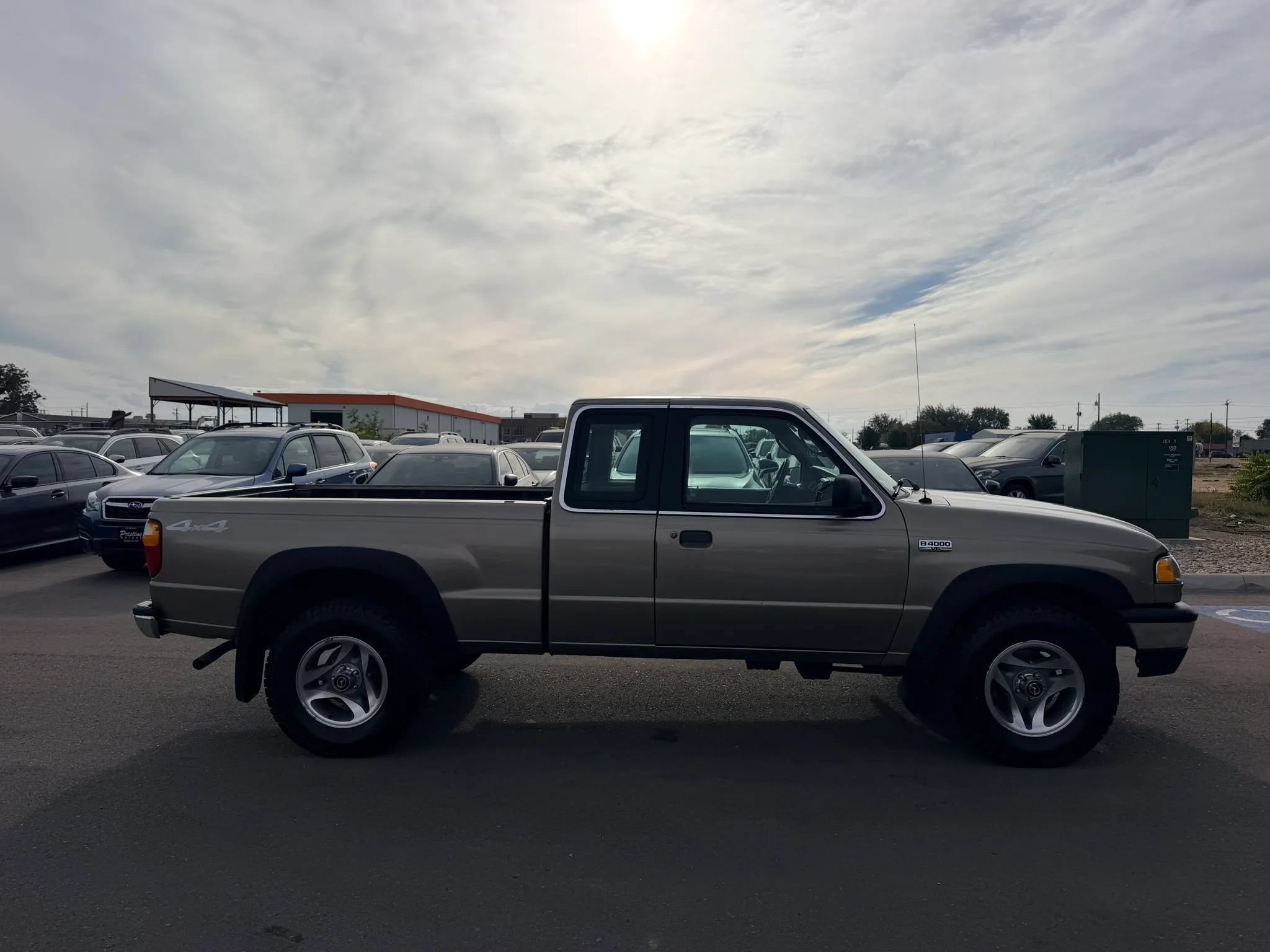 Used 2003 MAZDA B-Series Pickup 4x4 Cab Plus B4000 image 7