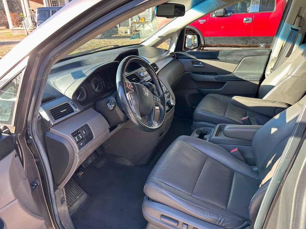Used 2012 Honda Odyssey EX-L image 8