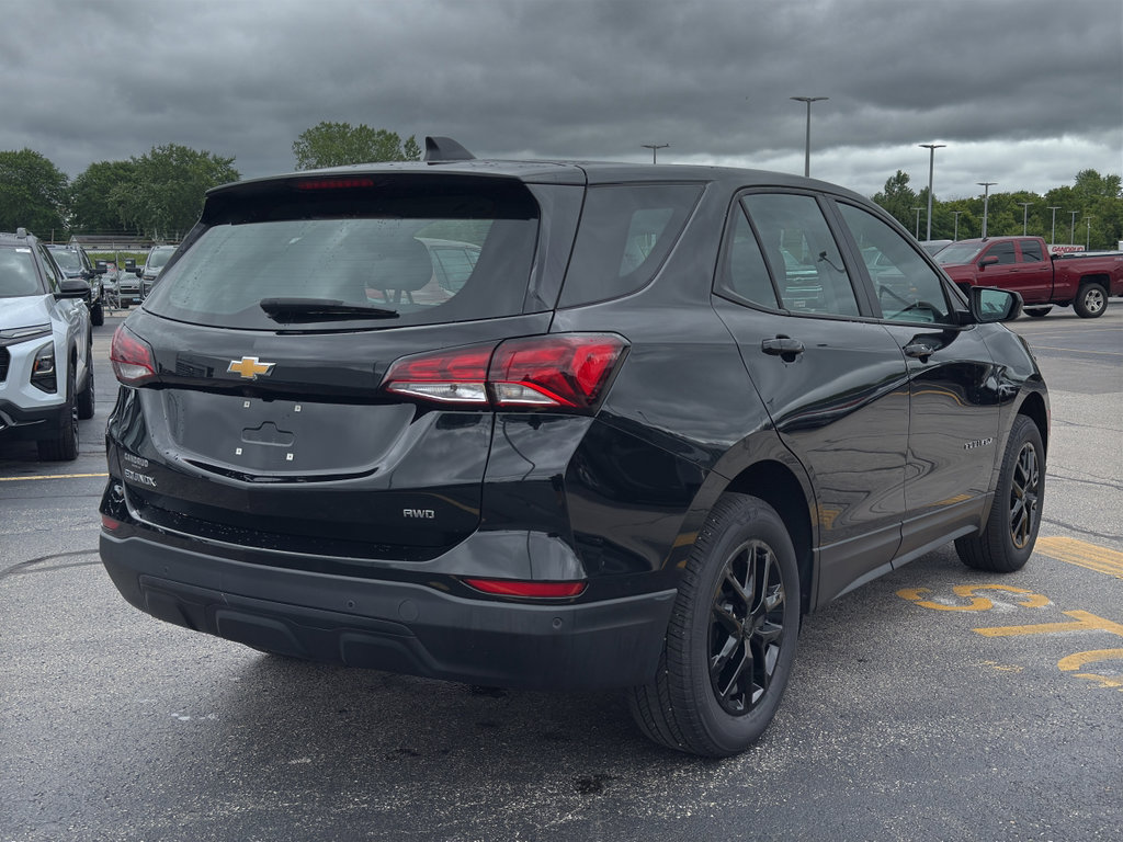 Certified 2024 Chevrolet Equinox LS w/ Driver Confidence II Package image 5