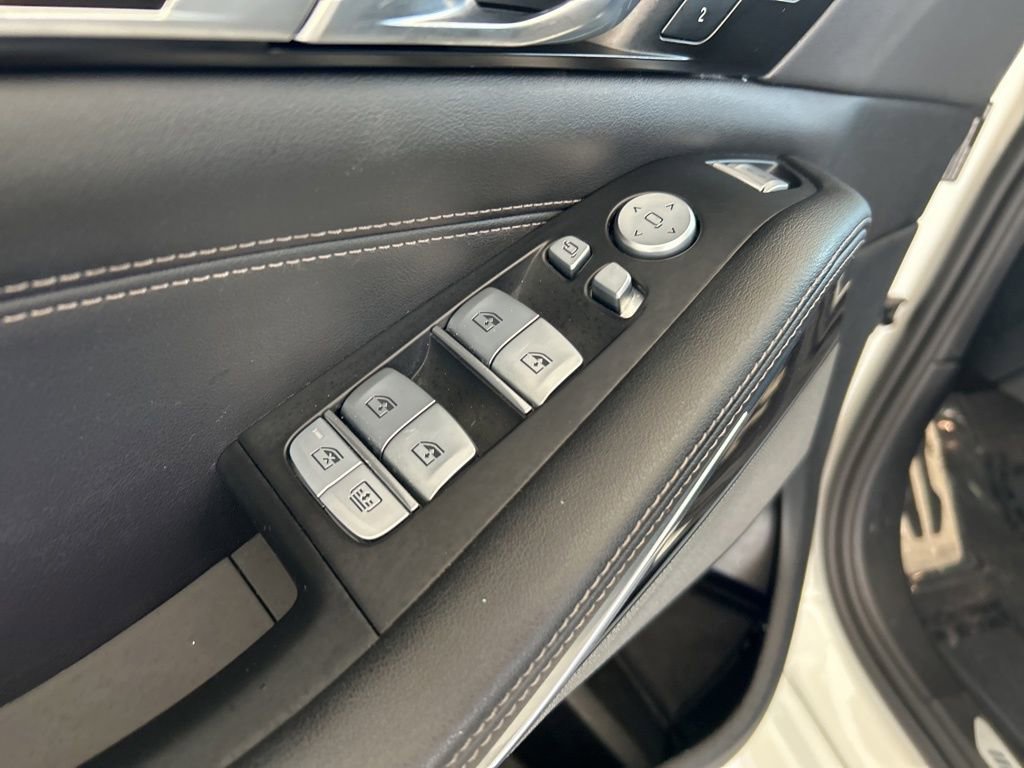 Used 2024 BMW X7 xDrive40i w/ M Sport Package image 54