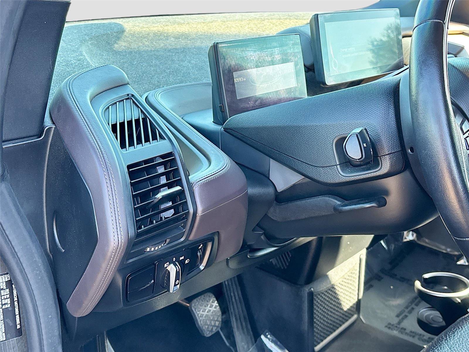 Used 2015 BMW i3 RWD image 10