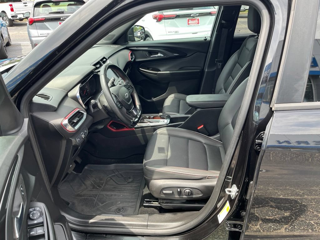 Used 2022 Chevrolet TrailBlazer RS AWD/4WD image 46