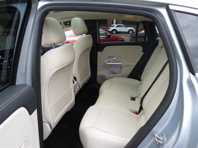 Used 2025 Mercedes-Benz GLA 250 4MATIC image 19