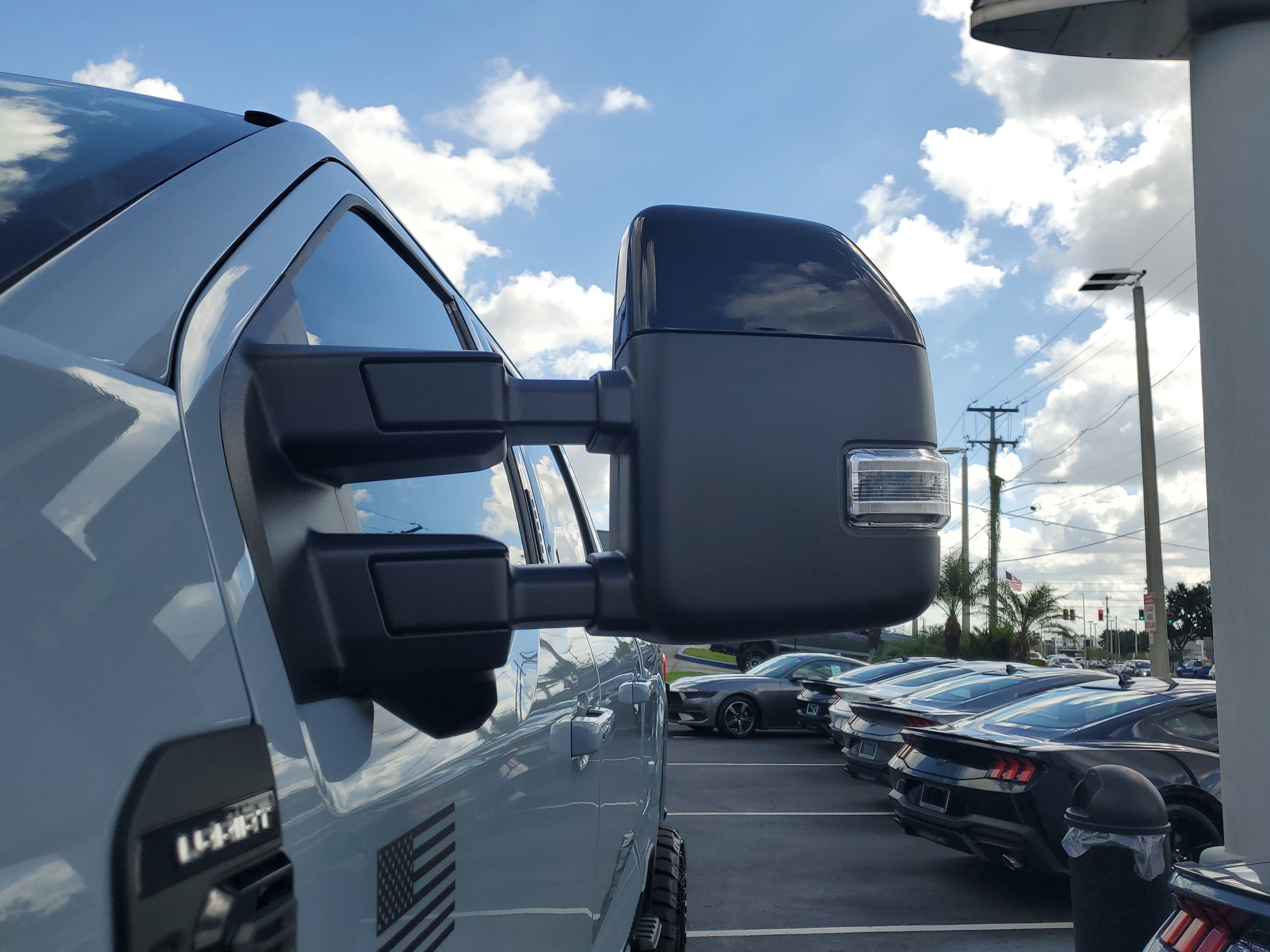 New 2026 Ford F250 Lariat w/ Black Appearance Package image 5