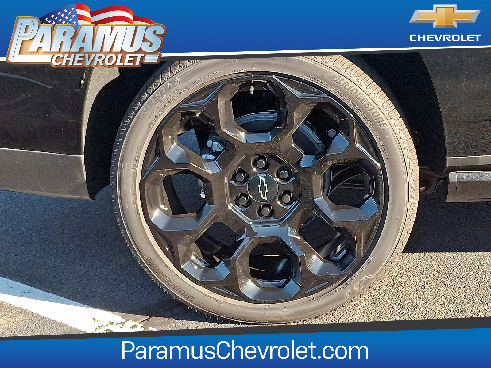 New 2026 Chevrolet Suburban High Country AWD/4WD image 5