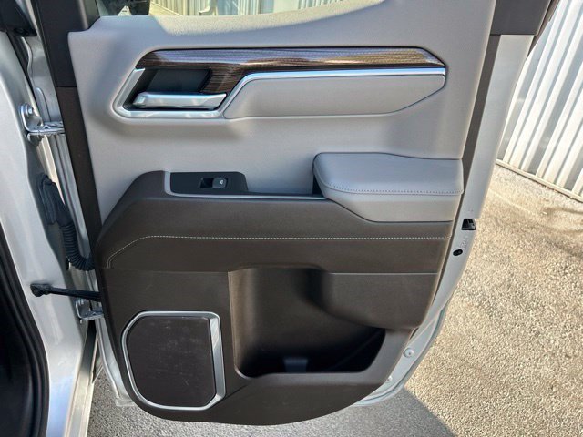 Used 2022 Chevrolet Silverado 1500 LT w/ Convenience Package II AWD/4WD image 47