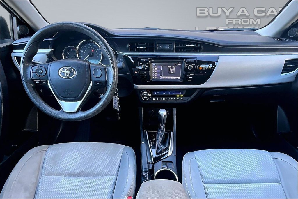 Used 2016 Toyota Corolla LE FWD image 16