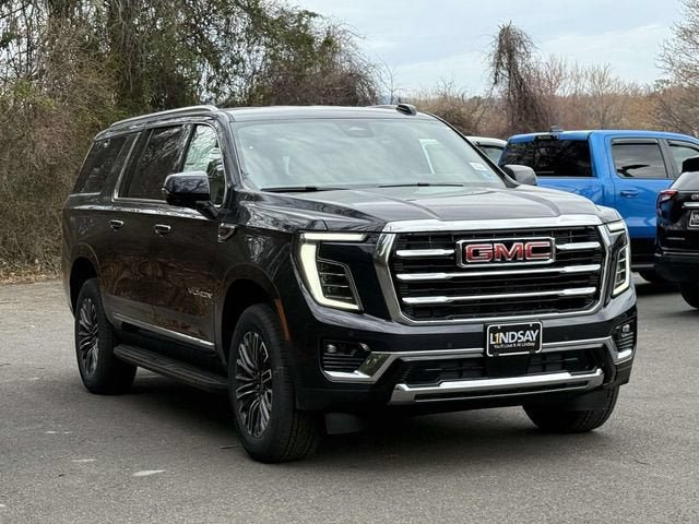 New 2026 GMC Yukon XL Elevation AWD/4WD image 2