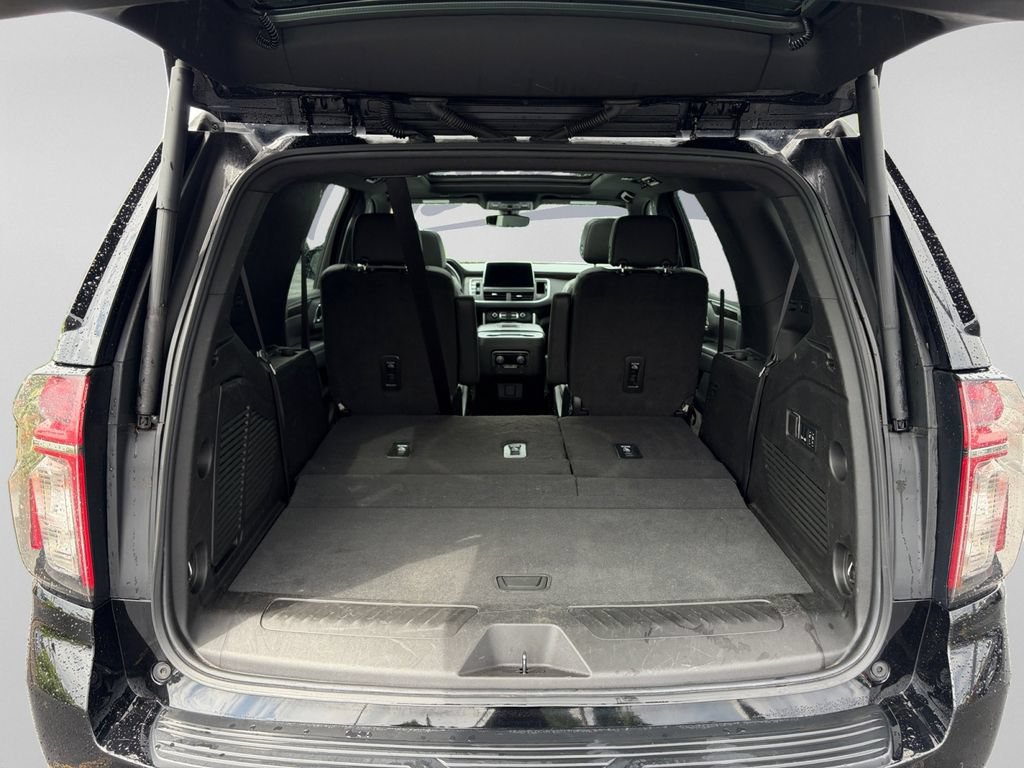 Used 2022 Chevrolet Tahoe LT w/ Luxury Package AWD/4WD image 33