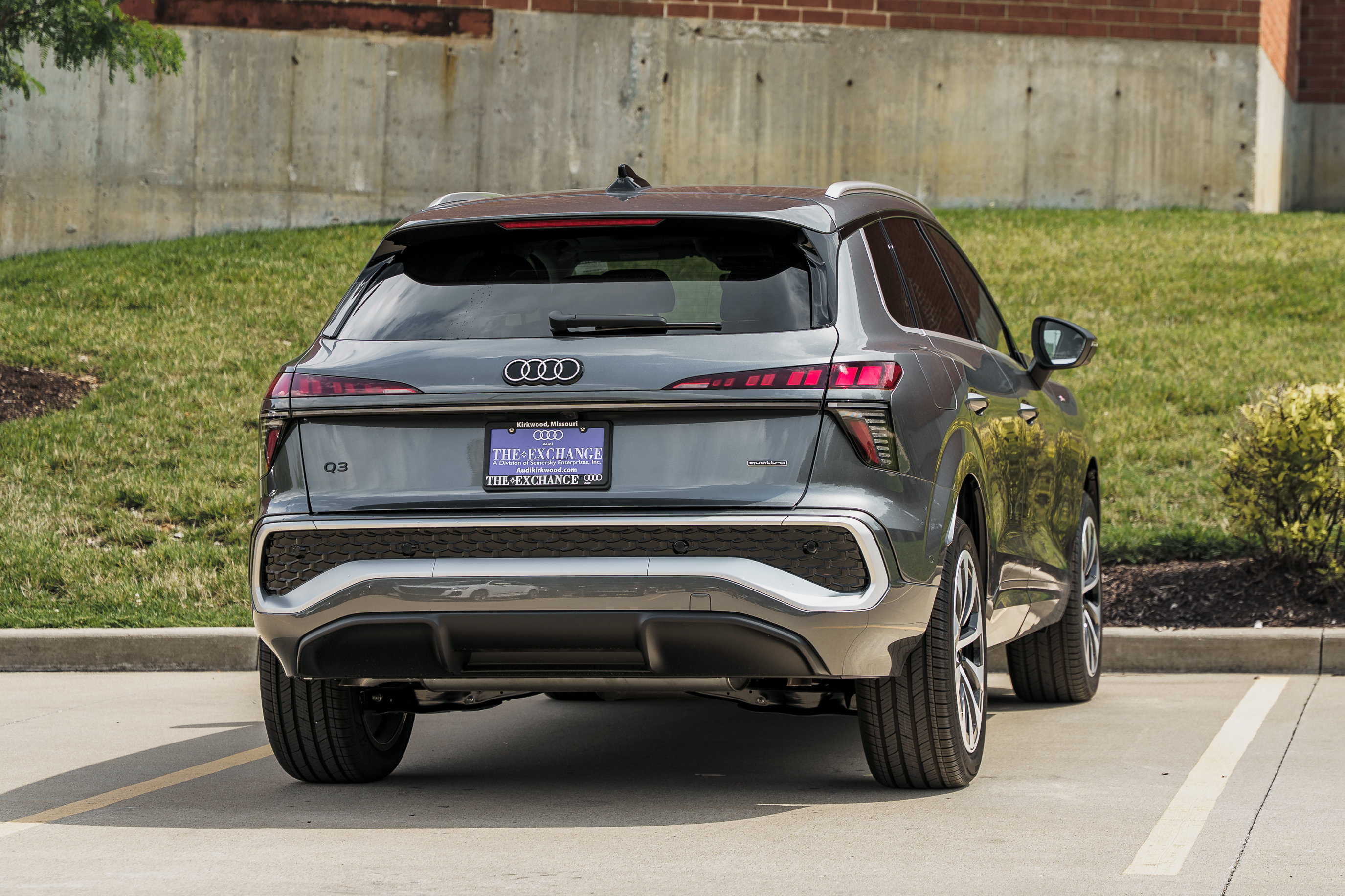 New 2026 Audi Q3 quattro 2.0T AWD/4WD image 4