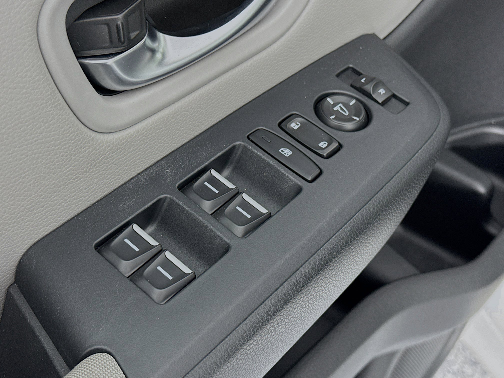 Certified 2023 Honda Pilot LX image 17