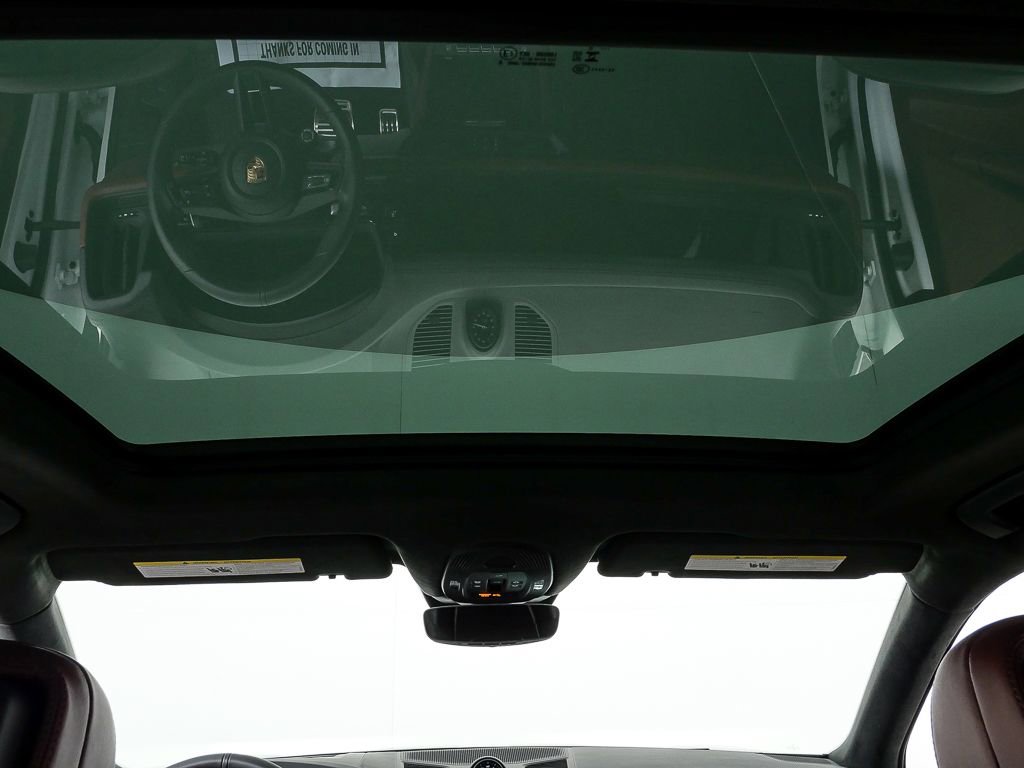 New 2026 Porsche Cayenne GTS image 21