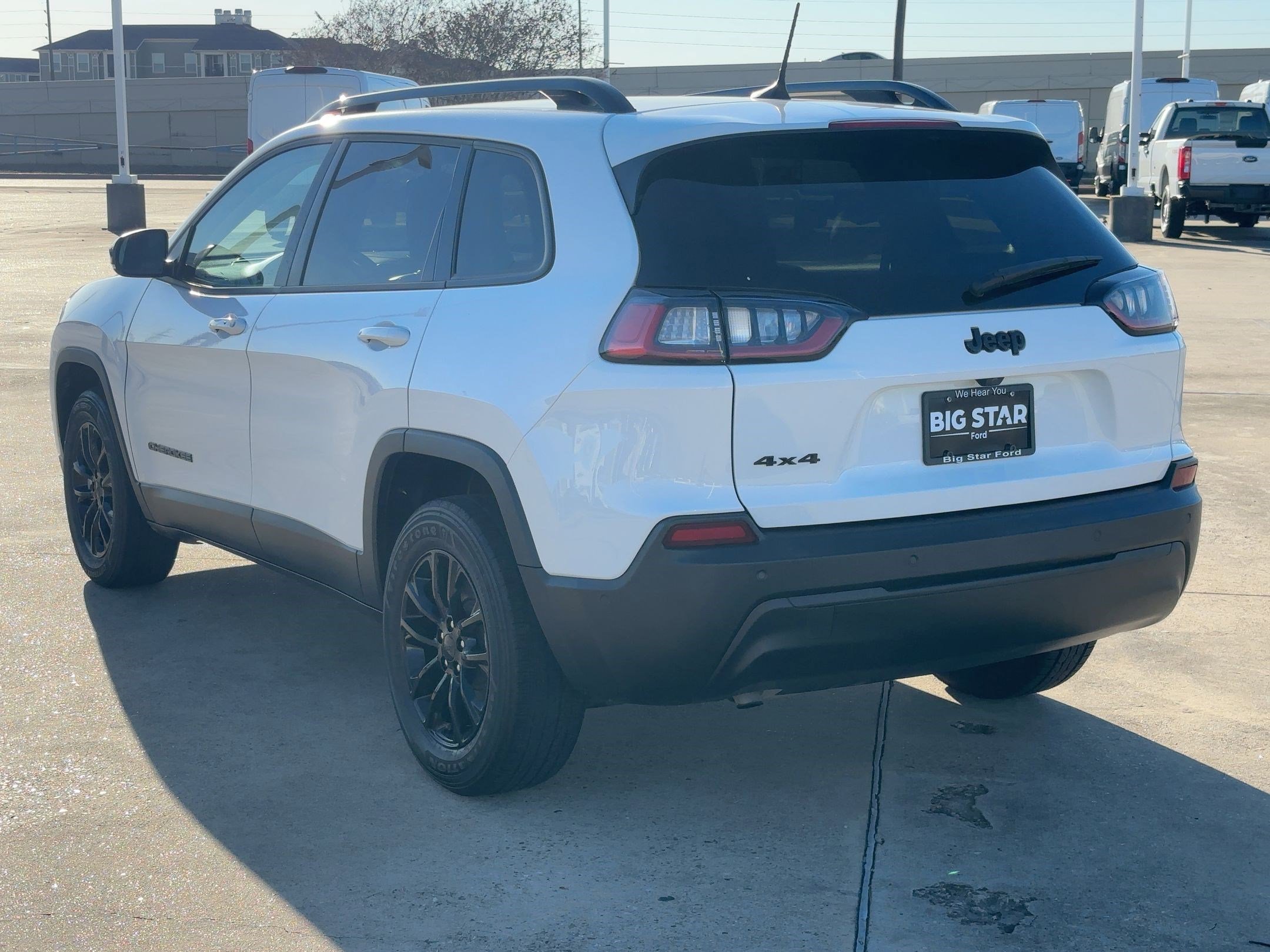 Used 2023 Jeep Cherokee Altitude Lux image 6