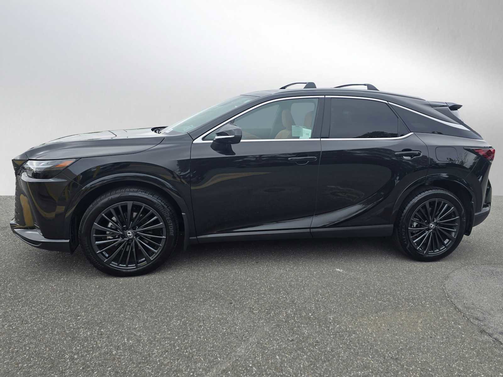 Certified 2025 Lexus RX 350h image 6