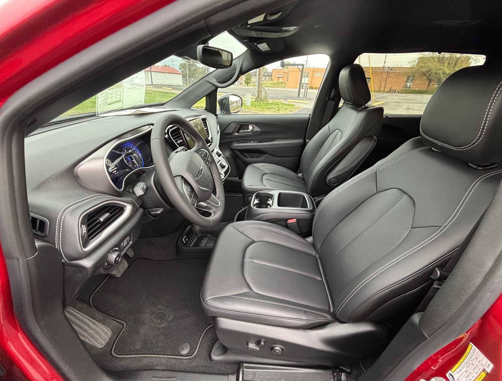 New 2026 Chrysler Pacifica Select FWD image 21