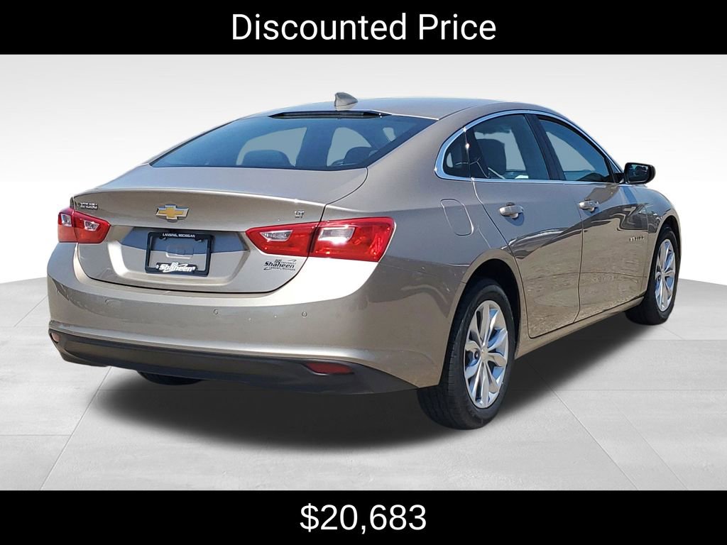 Used 2025 Chevrolet Malibu LT FWD image 3