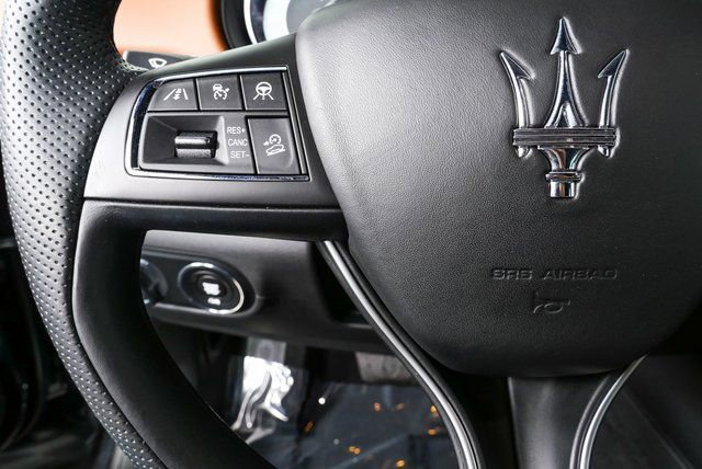 Used 2022 Maserati Levante GT image 11