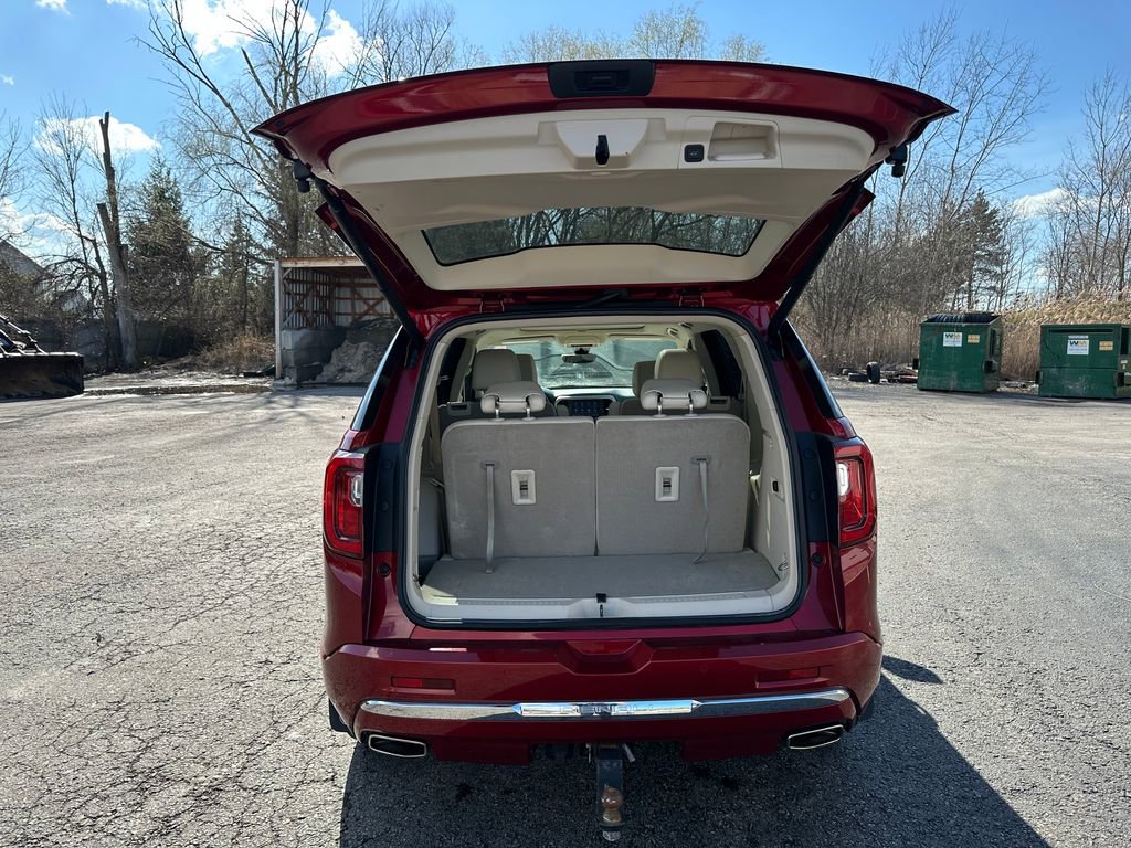 Used 2022 GMC Acadia Denali w/ Denali Ultimate Package image 17