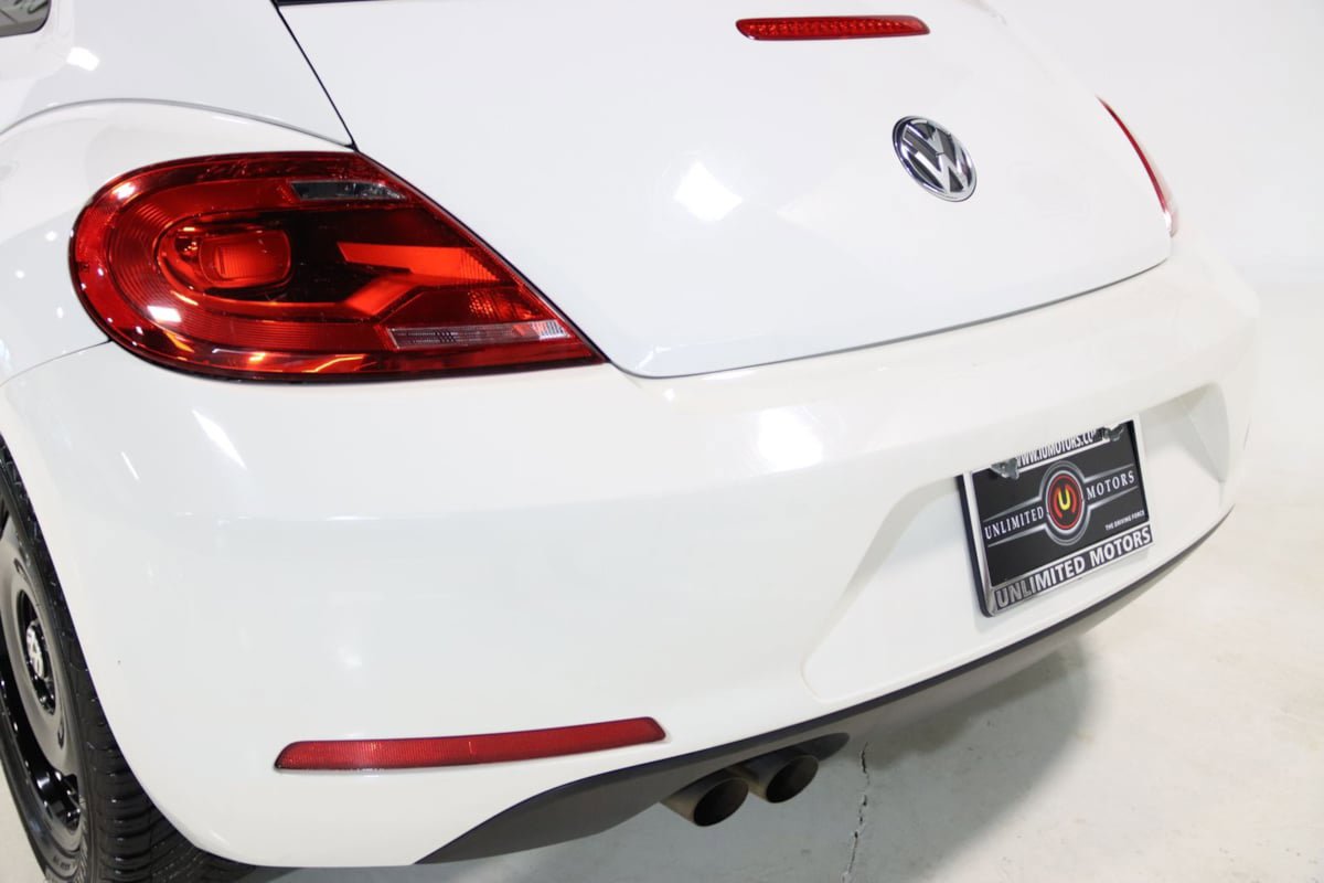 Used 2012 Volkswagen Beetle 2.5 image 14
