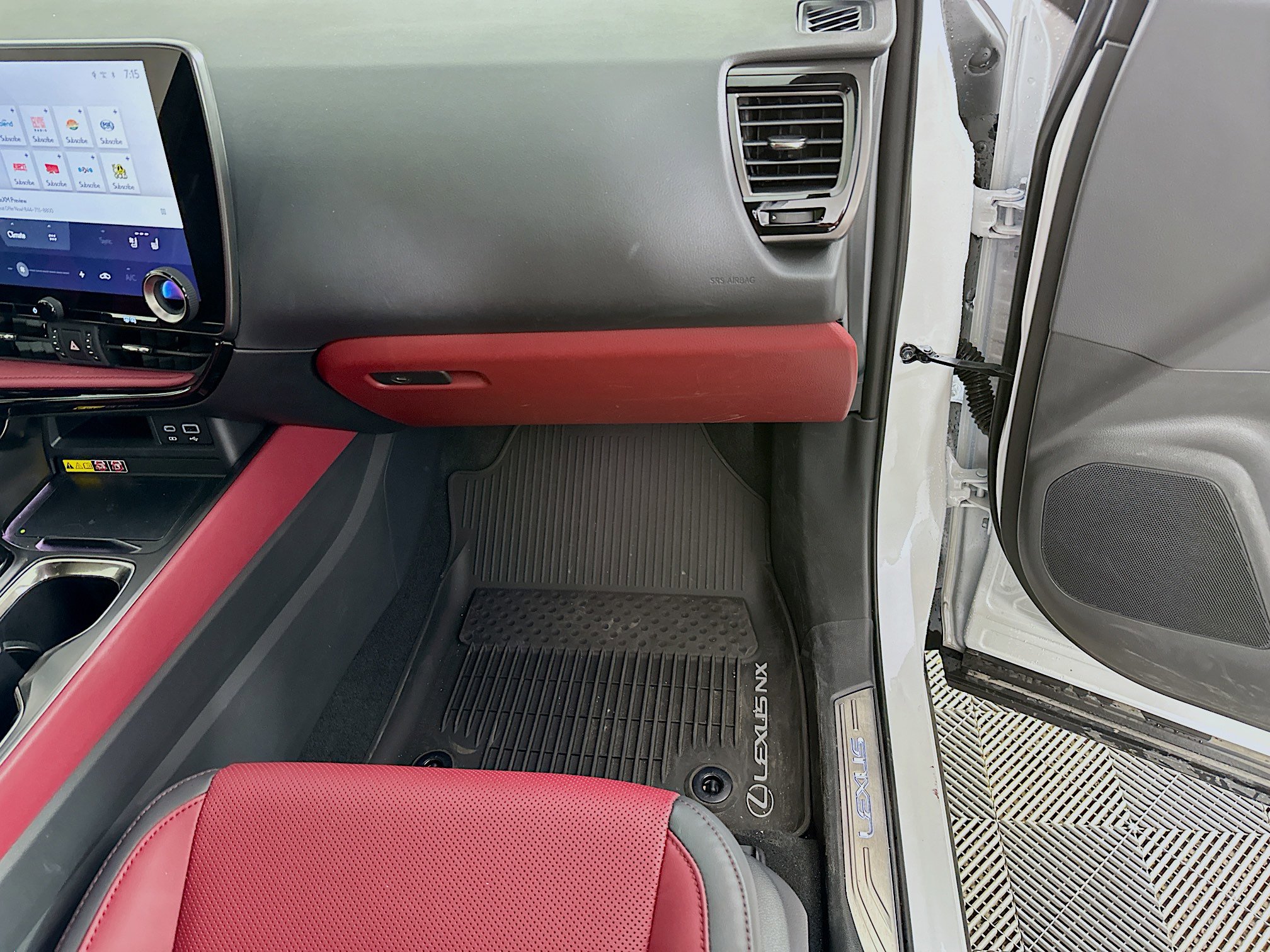 Used 2025 Lexus NX 350 AWD w/ Luxury Package image 33