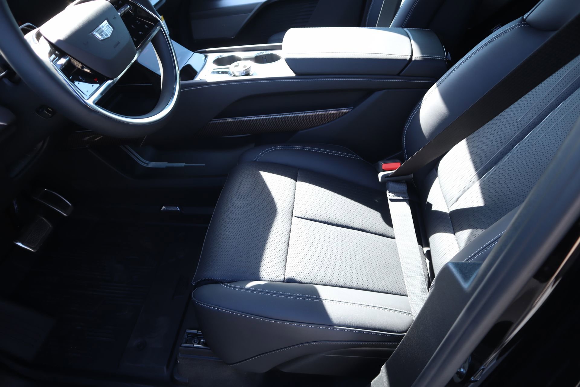 New 2026 Cadillac Vistiq Sport image 11