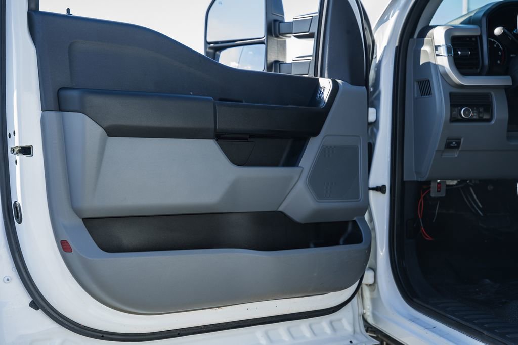 Used 2023 Ford F350 XL w/ Snow Plow Prep Package image 43