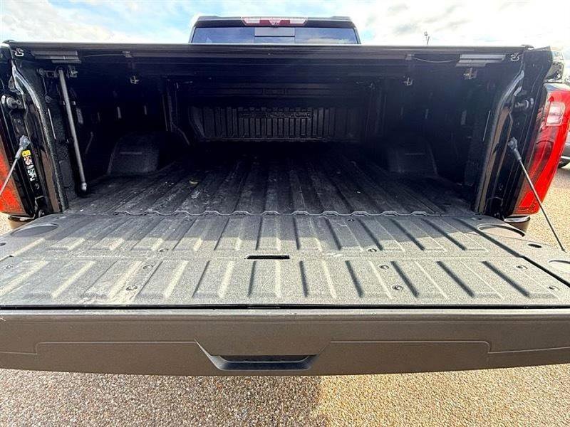 Used 2024 GMC Sierra 2500 Denali Ultimate image 17