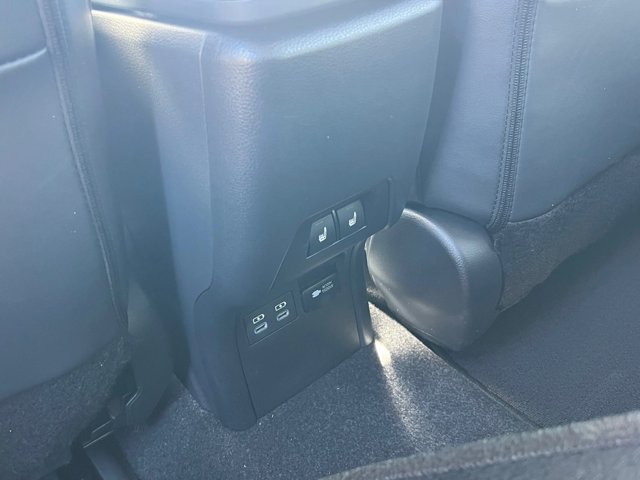 Used 2024 Toyota Prius Prime Premium w/ Advanced Technology Package FWD image 19