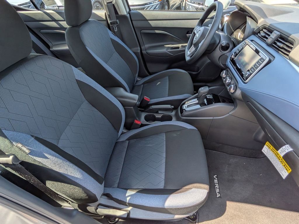 Used 2025 Nissan Versa SV w/ Trunk Package image 22