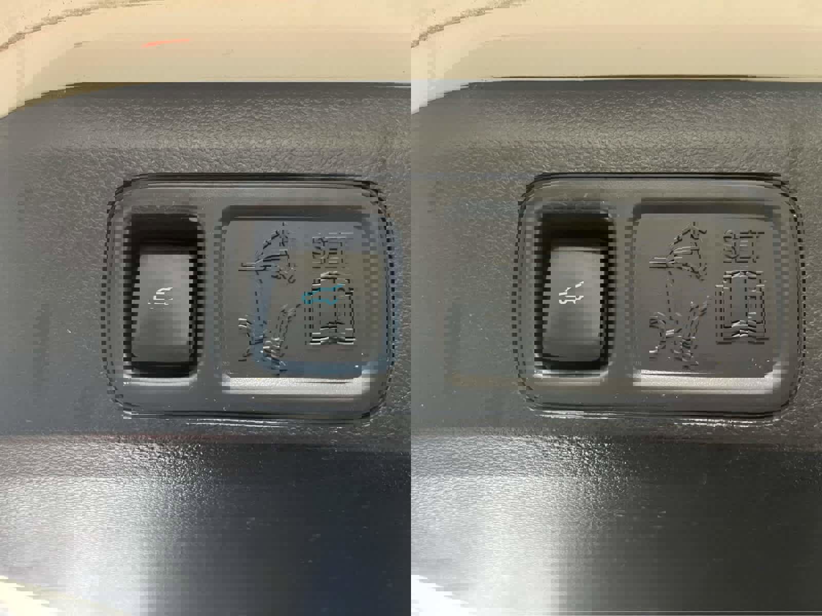 Used 2023 Ford Expedition Platinum image 33