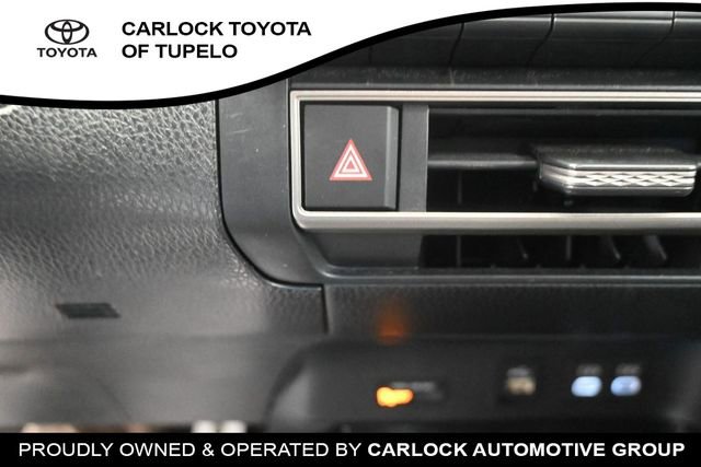 Used 2025 Toyota Camry SE w/ Convenience Package FWD image 14