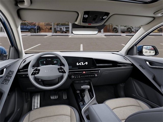 New 2025 Kia Niro SX Touring image 14