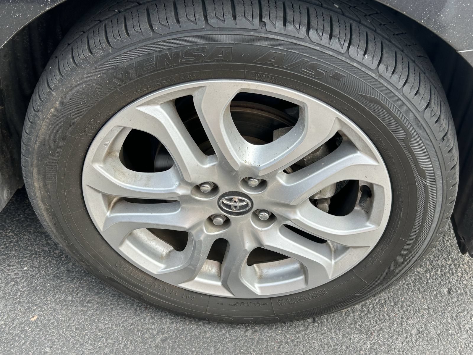 Used 2018 Toyota Yaris iA FWD image 9
