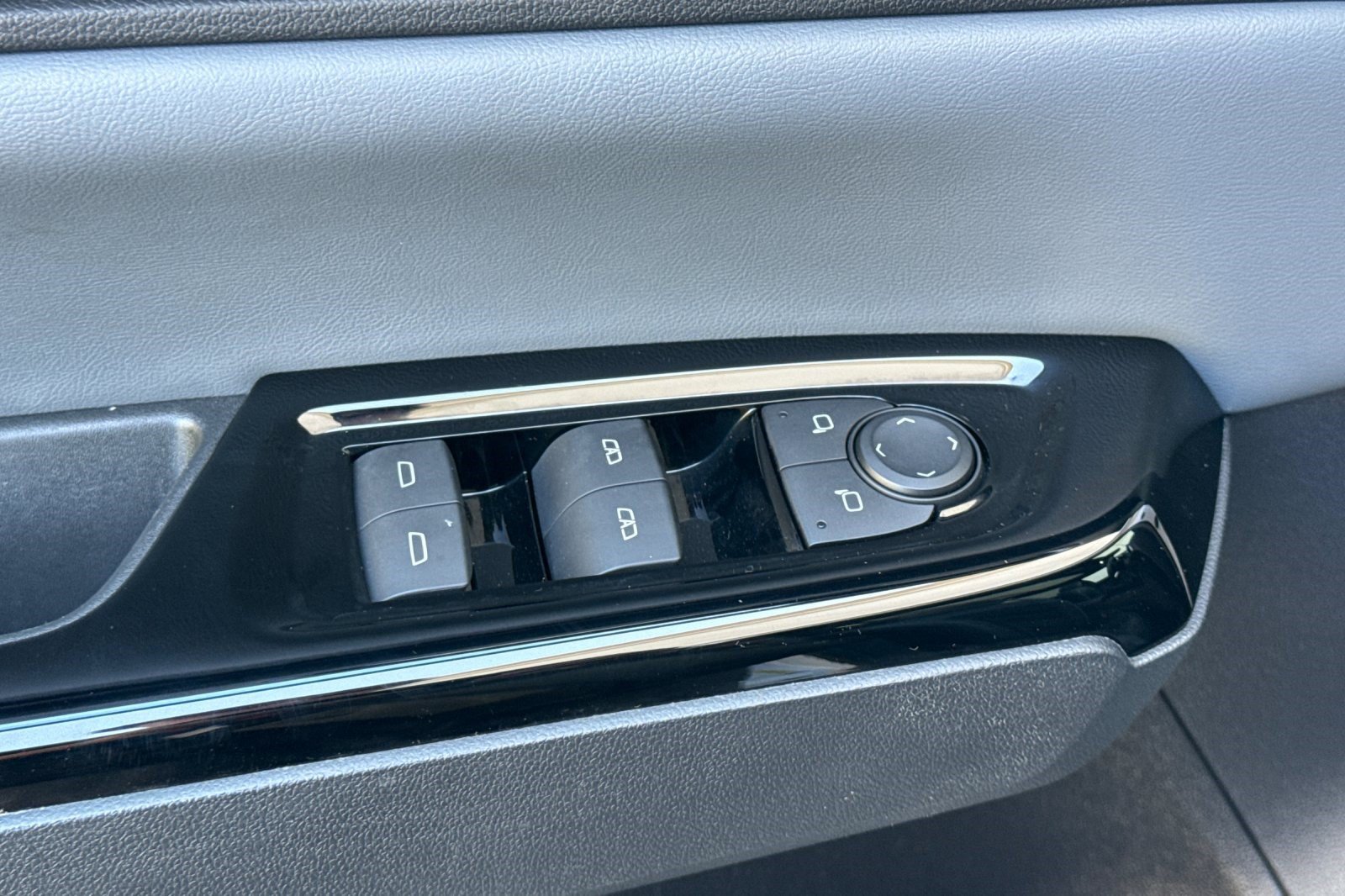 Used 2024 Honda Prologue Touring image 14