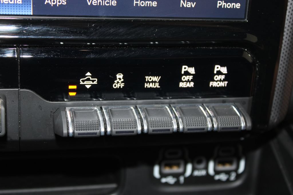 Used 2023 RAM 1500 Limited AWD/4WD image 46